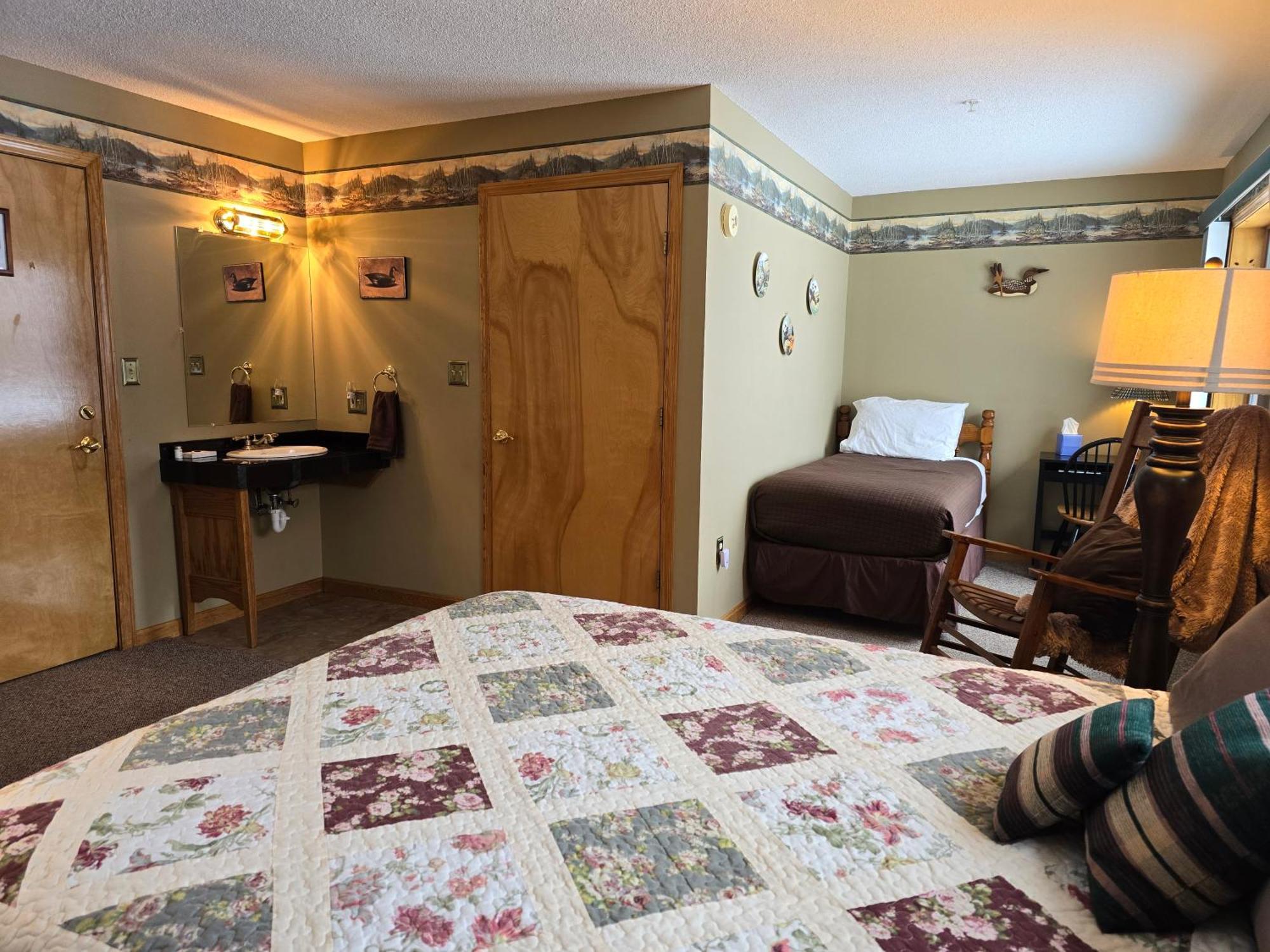 First Settlers Lodge Weston 객실 사진
