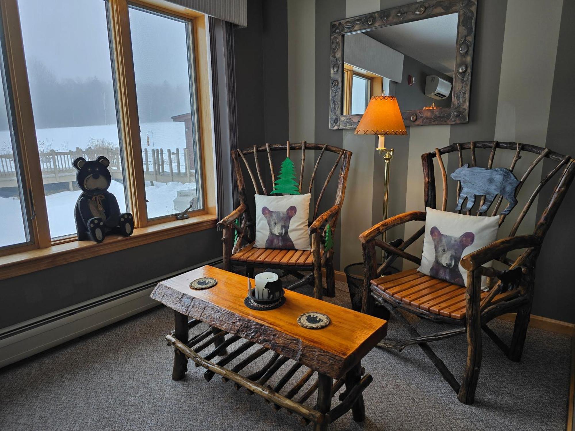 First Settlers Lodge Weston 외부 사진