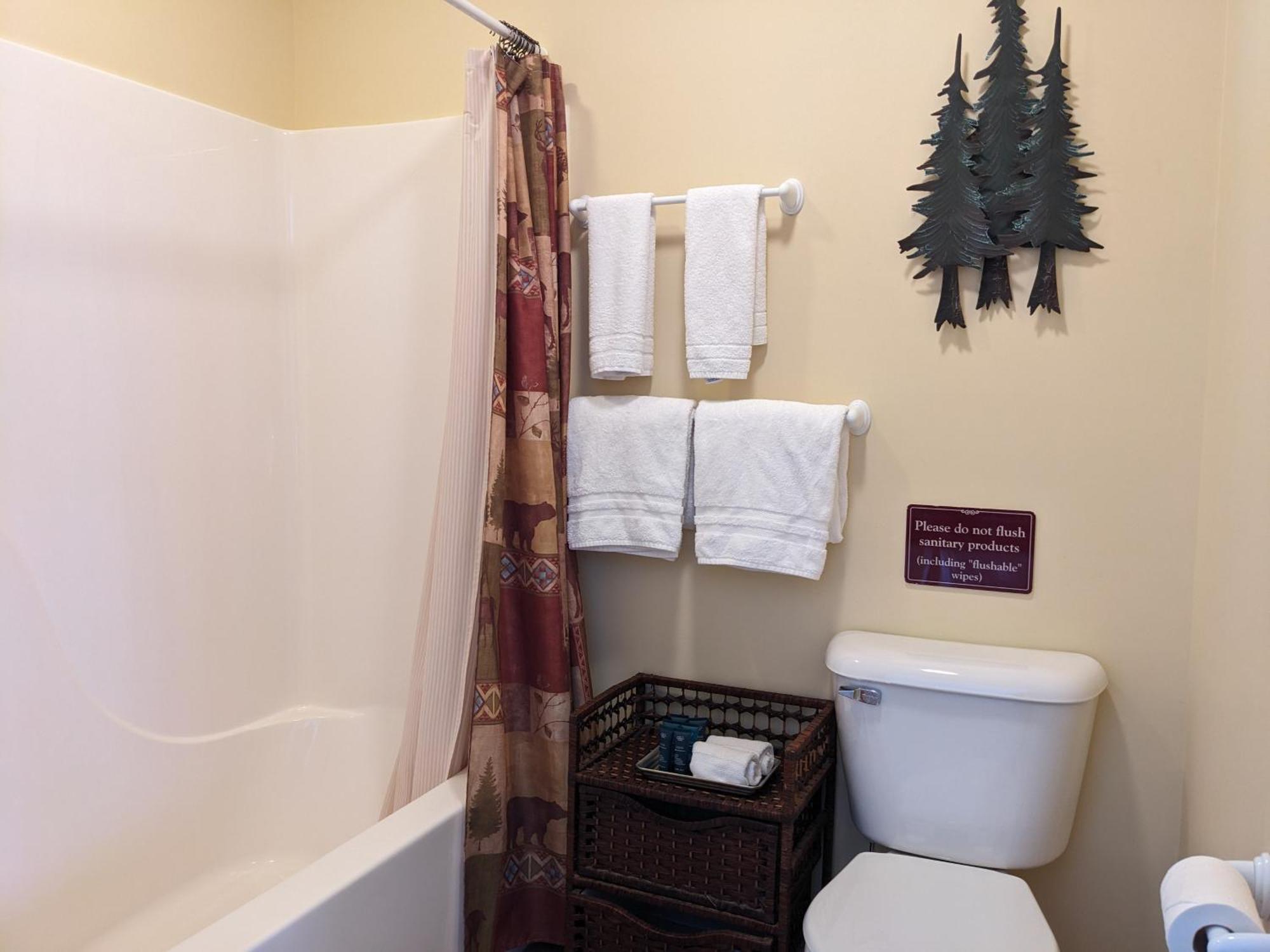 First Settlers Lodge Weston 외부 사진