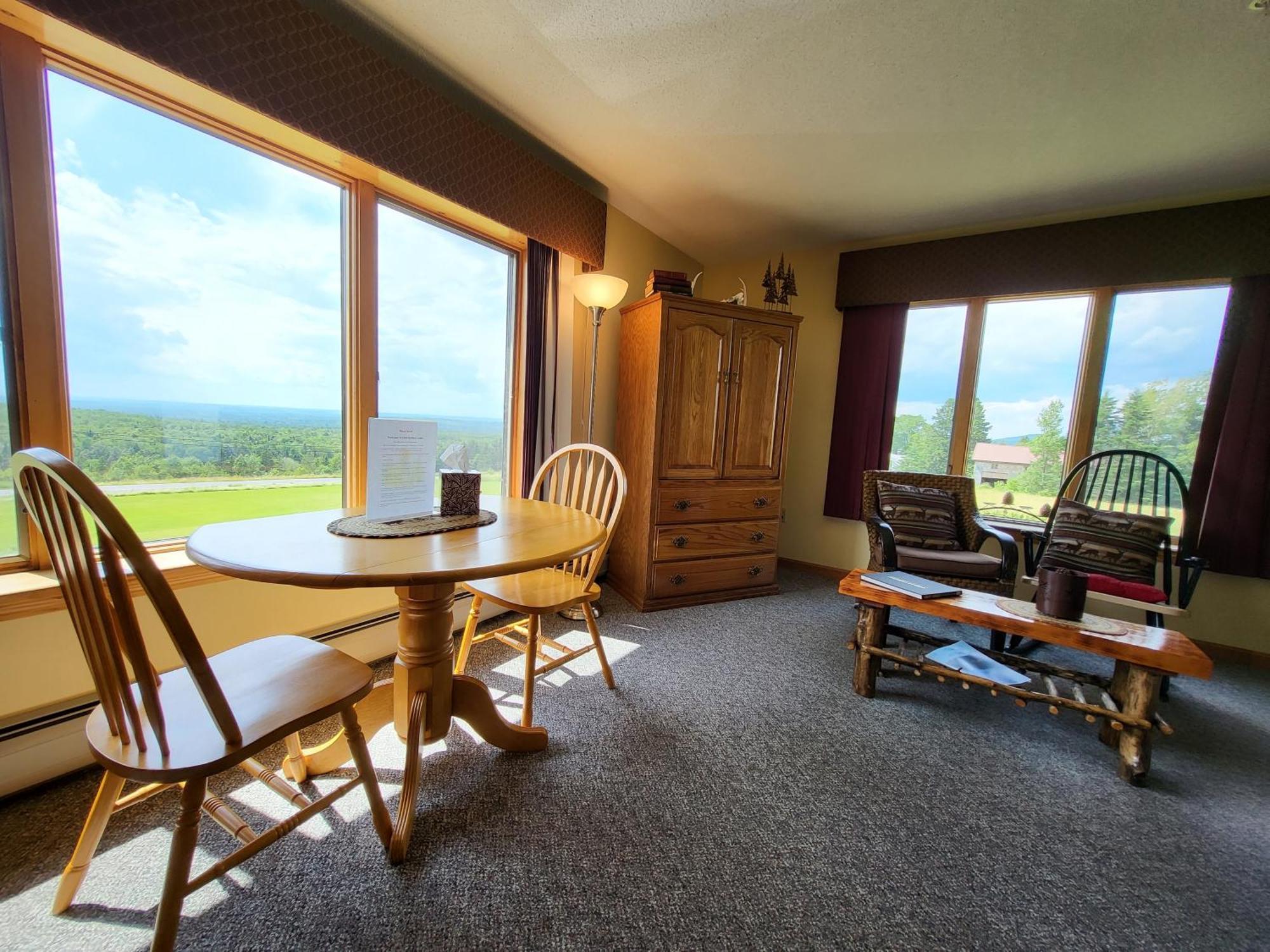First Settlers Lodge Weston 외부 사진