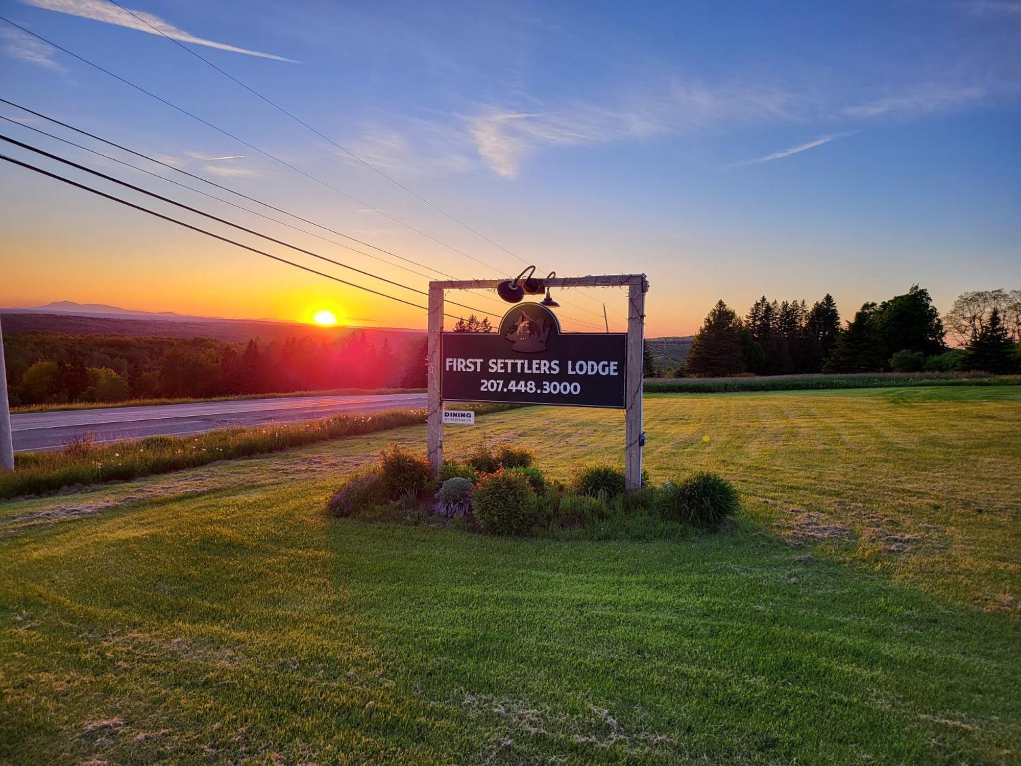 First Settlers Lodge Weston 외부 사진